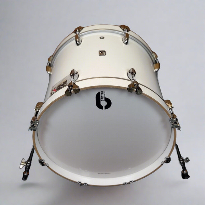 Pre-Owned British Drum Company Legend Club in Picadilly White 20"/10"/12"/14" Bass Drum top view