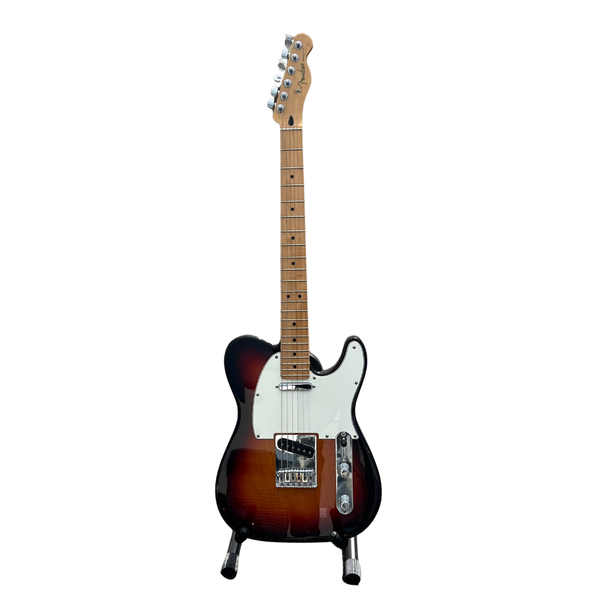 Pre-owned Fender Player Telecaster 3-Color Sunburst front view
