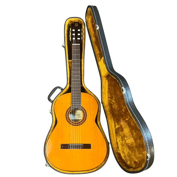 Pre-Owned Admira Virtuoso – Solid Cedar & Rosewood Classical (2147)