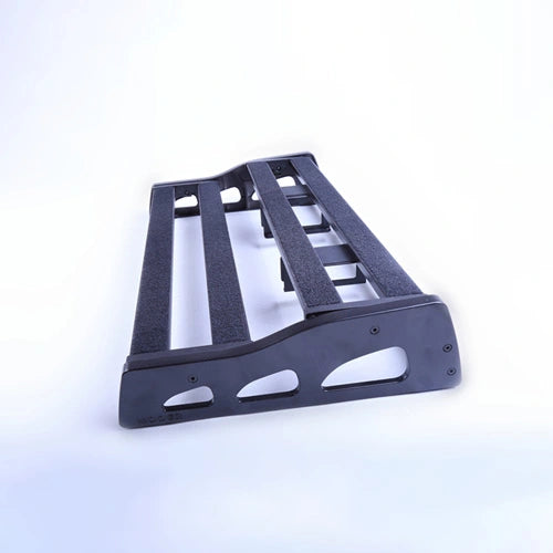 mooer tf-20 two-level aluminium pedalboard – side angle

