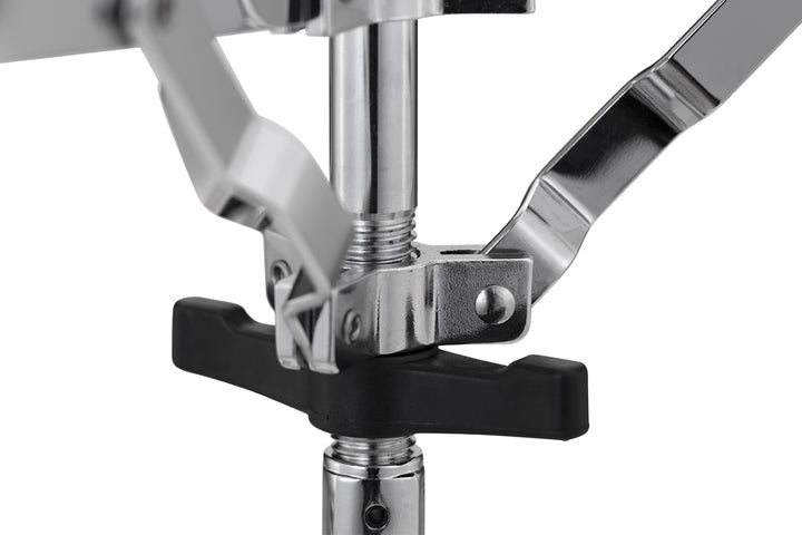 Close-up of the Pearl S830 Snare Stand's rubber grip basket tips and adjustable mounting basket