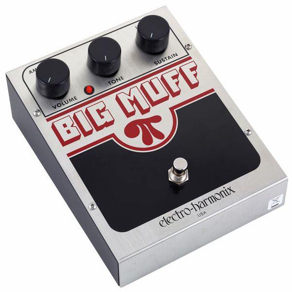Big Muff Pi controls – Volume, Tone, Sustain

