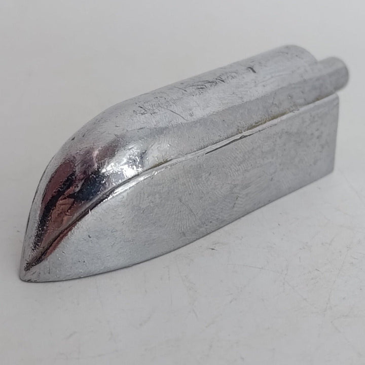 Beverley 1940s 'Bullet' Lug - Missing Fixing Screws - Ev - Entz Music