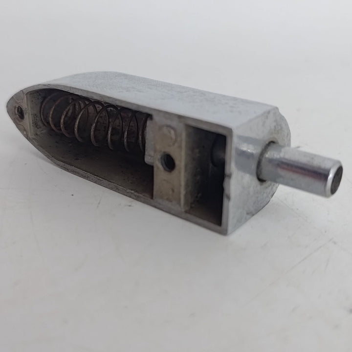 Beverley 1940s 'Bullet' Lug - Missing Fixing Screws - Ev - Entz Music