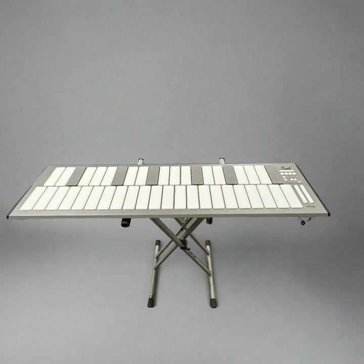 Ex - Display Pearl malletSTATION EM - 1 - Adjustable Range MIDI Mallet Controller (Used by Fred Again) - Ev - Entz Music