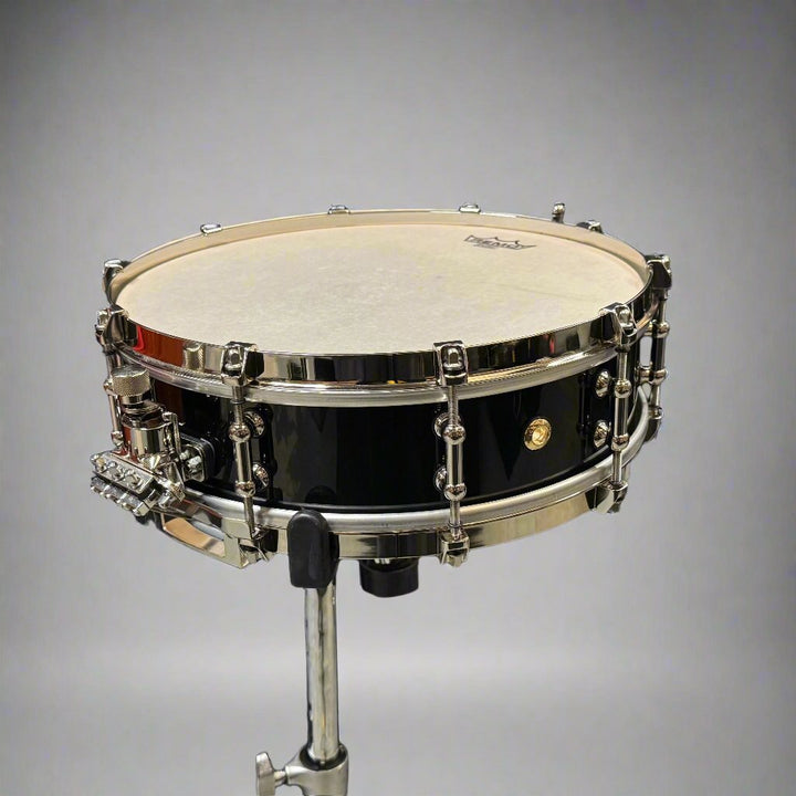 Ex - Display Pearl Philharmonic 14"x 4" 8 - Ply Maple Concert Snare Drum - Piano Black Lacquer (PHP1465N) - Ev - Entz Music
