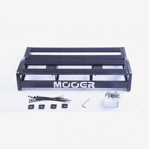 mooer tf-20 pedalboard with soft case – front view

