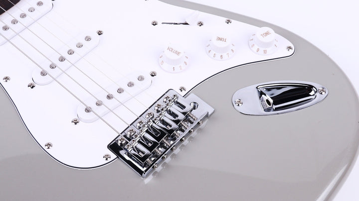 Gould ST Style Electric Guitar – Metallic Inca Silver, 3 Single - Coil Pickups, Maple Neck - Ev - Entz Music