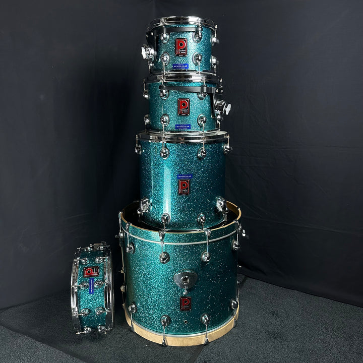 Pre-Owned Premier Genista in Green Sparkle Original Chinese Prototype Full Kit Stacked