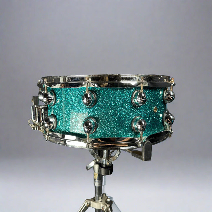 Pre-Owned Premier Genista in Green Sparkle Original Chinese Prototype Snare 14" 3