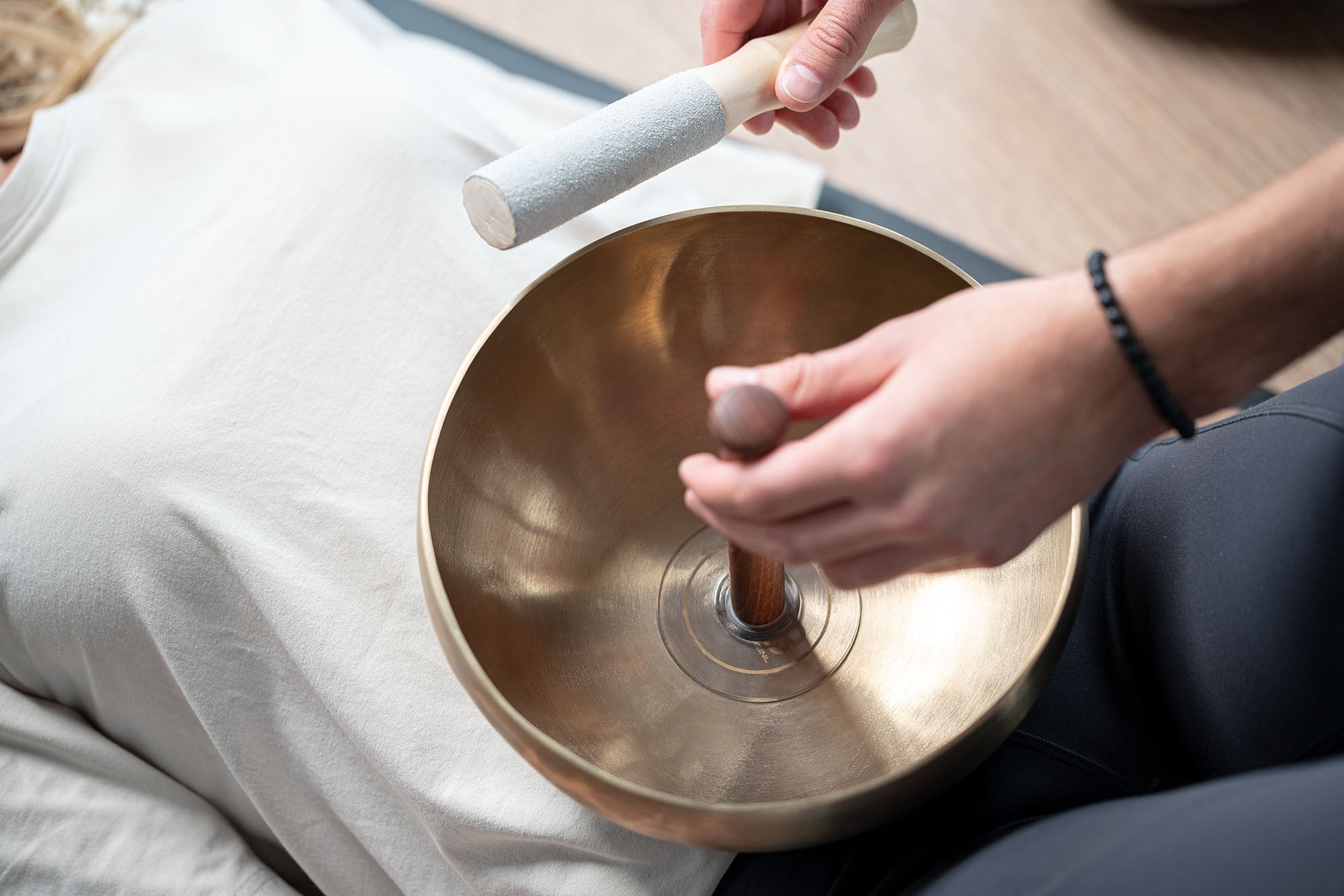 Meinl Cosmos Therapy Singing Bowl Set (SB-C-2150-SH) – Ev-Entz Music
