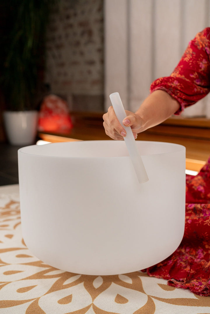 Meinl Sonic Energy 16" Quartz Crystal Singing Bowl â€“ D3 Note, 440 Hz, Sacral Chakra, White - Frosted - Ev - Entz Music