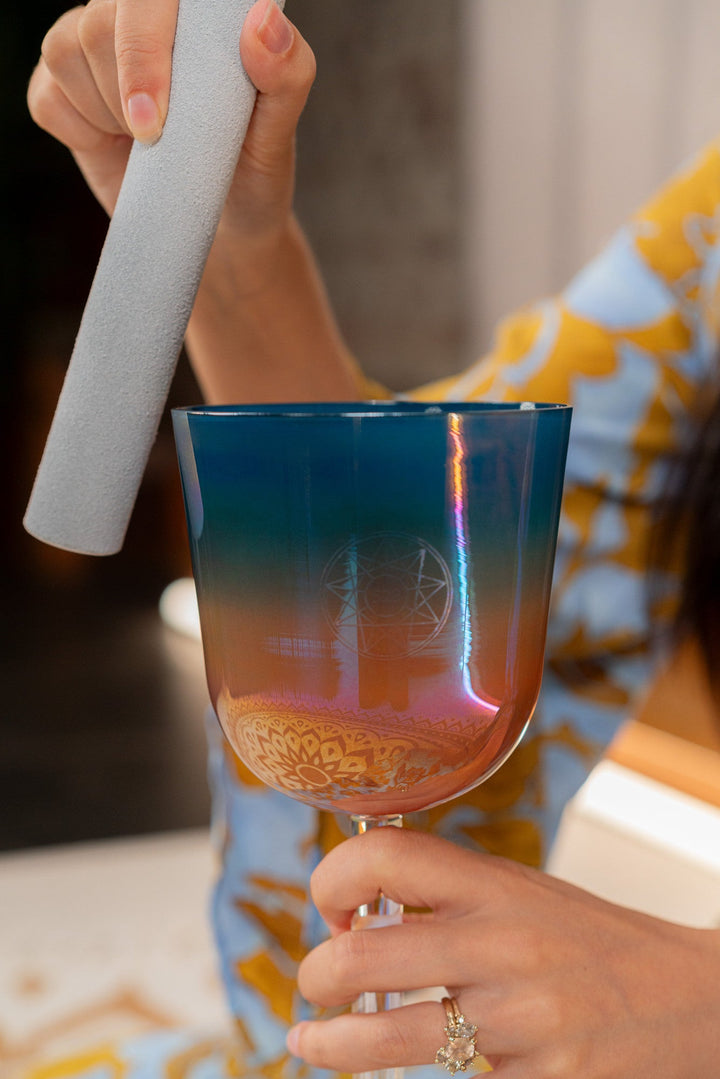 Meinl Sonic Energy 4.5" Essence Solfeggio Crystal Singing Bowl Mi 528 Hz - Sunrise Blue, Includes Carrying Bag & Suede Mallet - Ev - Entz Music