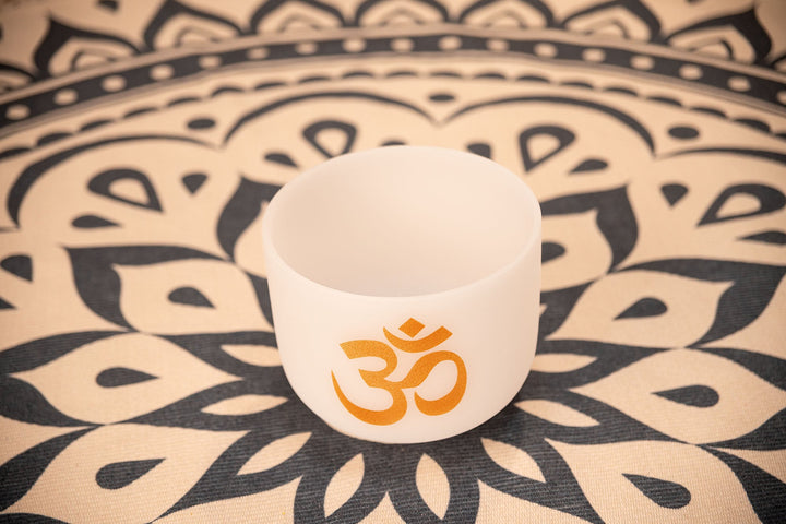 MEINL Sonic Energy 8" White - Frosted Crystal Singing Bowl â€“ Om Frequency (136.10 Hz / C5) with Silicone Ring - Ev - Entz Music
