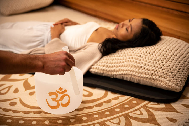 MEINL Sonic Energy 8" White - Frosted Crystal Singing Bowl â€“ Om Frequency (136.10 Hz / C5) with Silicone Ring - Ev - Entz Music