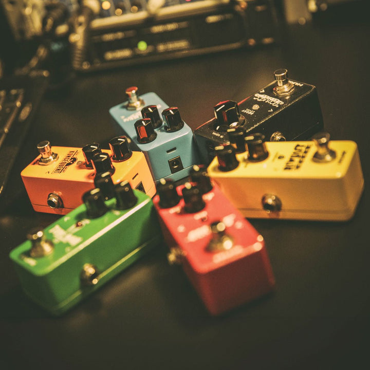 NUX Brownie Distortion Pedal - Vintage 1970s British Rock Tone with Modern Hybrid Circuitry and True Bypass - Ev - Entz Music
