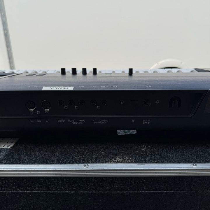Pre - Owned Korg Krome 88 - Key Weighted Music Workstation with Flight Case and Sustain Pedal - Ev - Entz Music