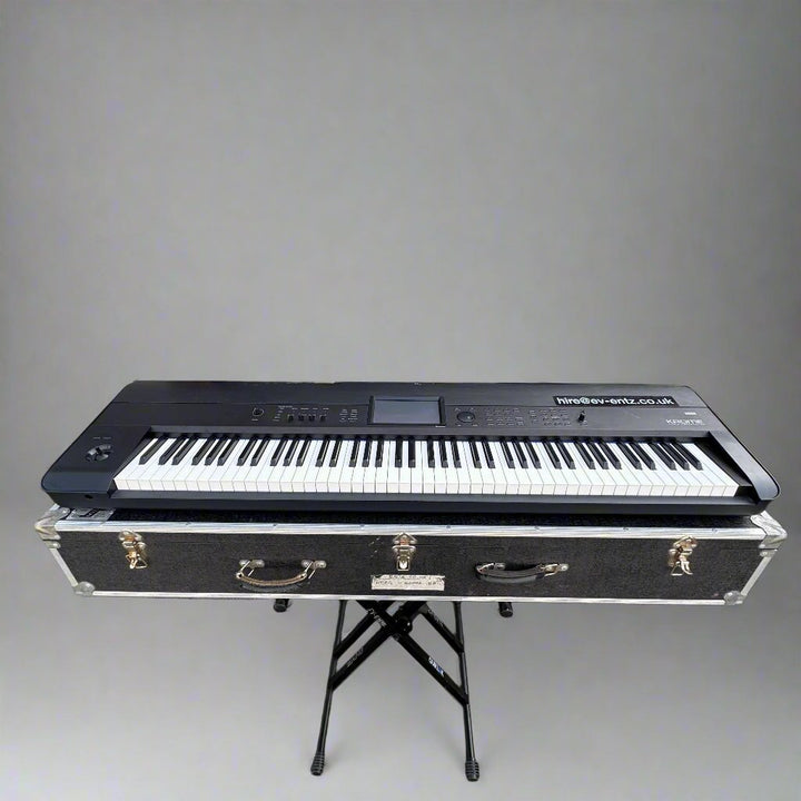 Pre - Owned Korg Krome 88 - Key Weighted Music Workstation with Flight Case and Sustain Pedal - Ev - Entz Music