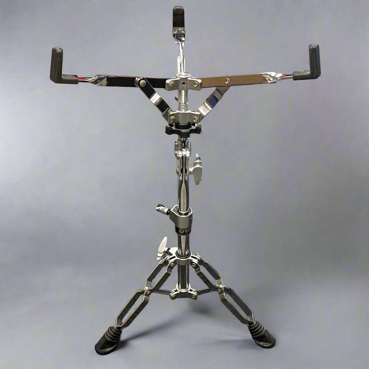 Pre - Owned Yamaha HW680W Double - Braced Drum Hardware Set with Chain - Drive Pedal – Lightweight & Reliable Support (JHW680W) - Ev - Entz Music