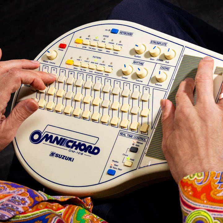 Suzuki Omnichord OM - 108 - Electronic Autoharp with 108 Chords and MIDI (OM - 108) - Ev - Entz Music