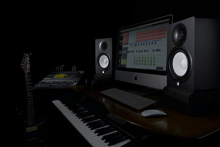 Yamaha HS5 Black Active Studio Monitor – 2 - Way Bass - Reflex - Ev - Entz Music
