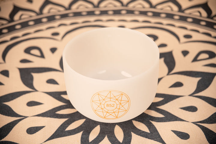 MEINL Sonic Energy Solfeggio Crystal Singing Bowl, La 852 Hz, 10" / 25 cm, Brow Chakra