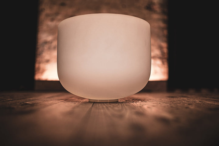 MEINL Sonic Energy Crystal Singing Bowl, white - frosted, 12" / 30 cm, Note D4, Sacral Chakra - Ev - Entz Music