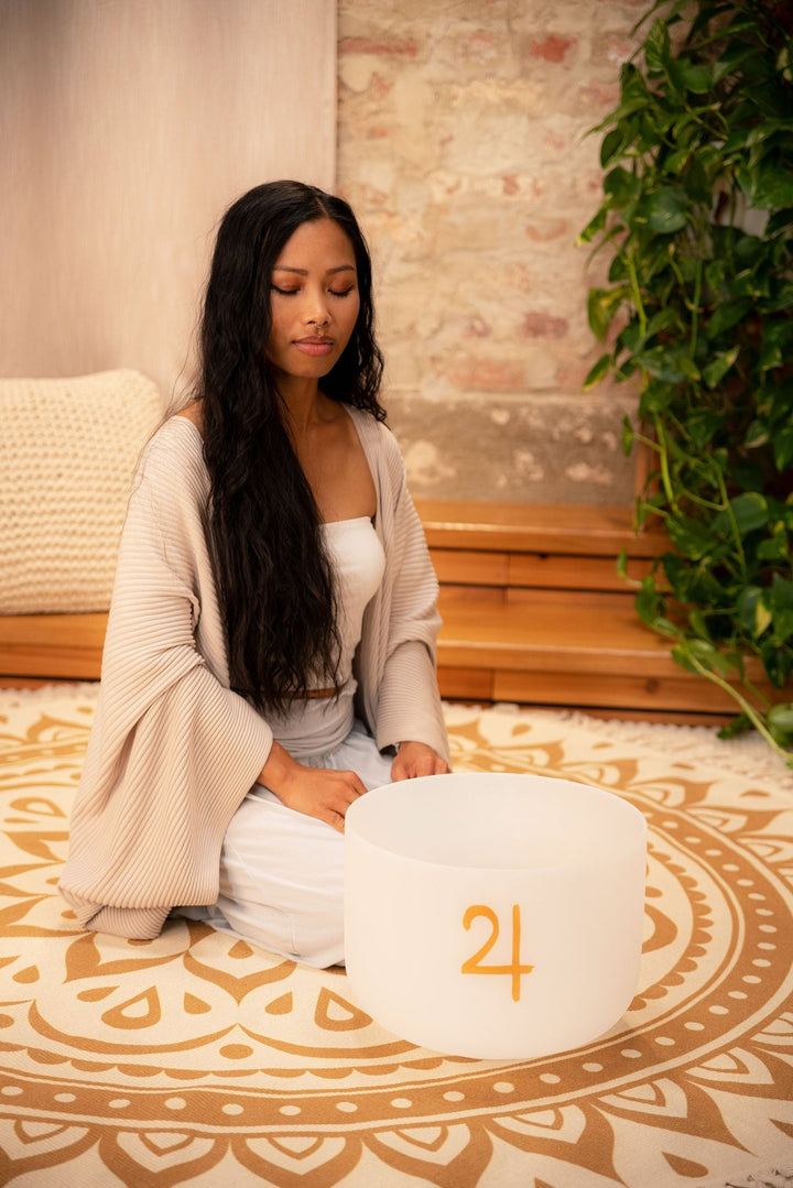 MEINL Sonic Energy Planetary Tuned Crystal Singing Bowl, 12" / 30 cm, Jupiter 183.58 Hz, Solarplexus Chakra - Ev - Entz Music