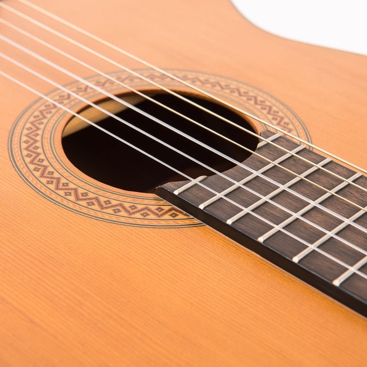 Santos Martinez Estuduiante Classic Guitar ~ Natural Satin - Ev - Entz Music