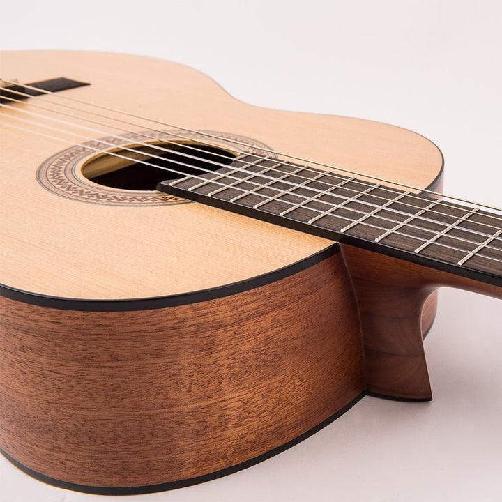 Santos Martinez Principante 4/4 Size Classic Guitar ~ Natural Open Pore - Ev - Entz Music