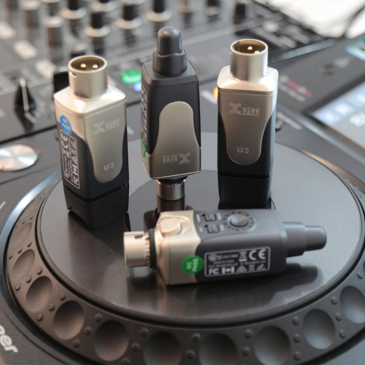 Xvive Dual U3 Wireless System for Audio - Ev - Entz Music